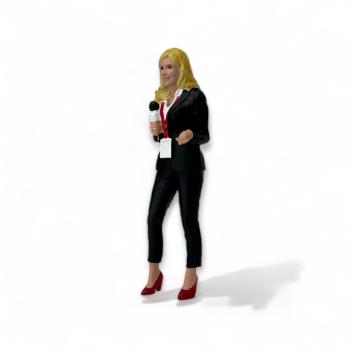 Preview: Fernsehmoderatorin