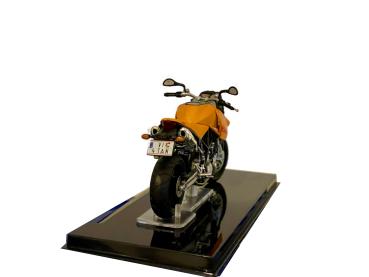 Preview: KTM LC8 Duke