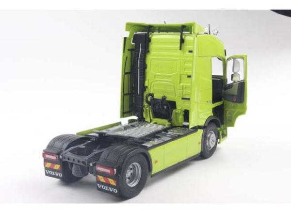 Solido Volvo FH Globetrotter XL
